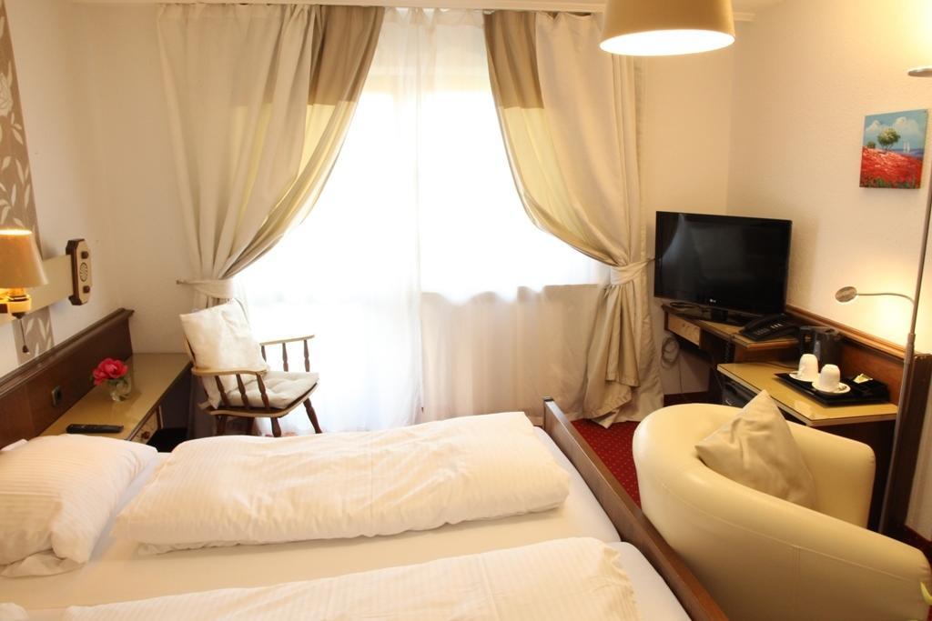 Kurhotel Wuerdinger Hof Bad Füssing Стая снимка