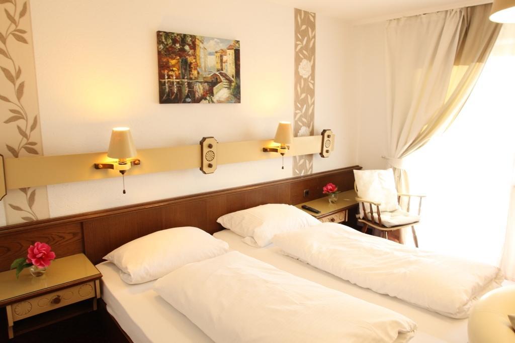 Kurhotel Wuerdinger Hof Bad Füssing Стая снимка